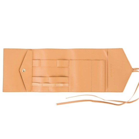 Glass Ladder & Co Tech Organizer - Picture 2 of 6